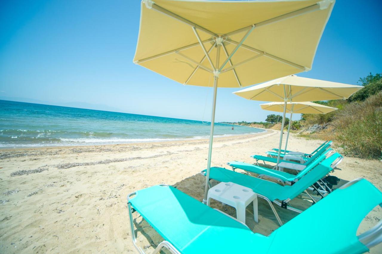 Summerday Villa Private Beach ネア・イラクリア エクステリア 写真